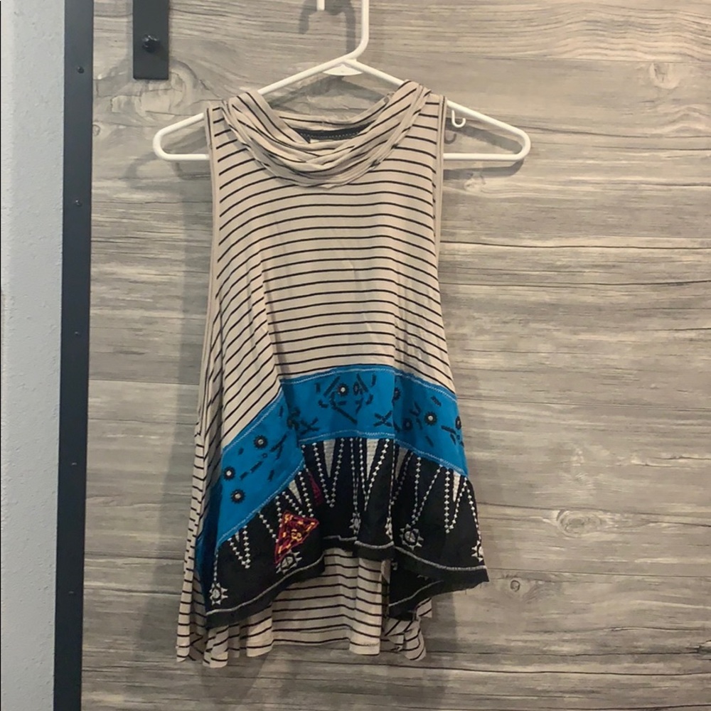 High- loose neck dressy tank